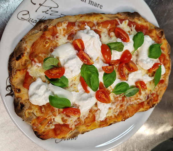 Saisonale Spezialitäten Restaurant Ristorante Pizzeria Il Conte Rudersberg